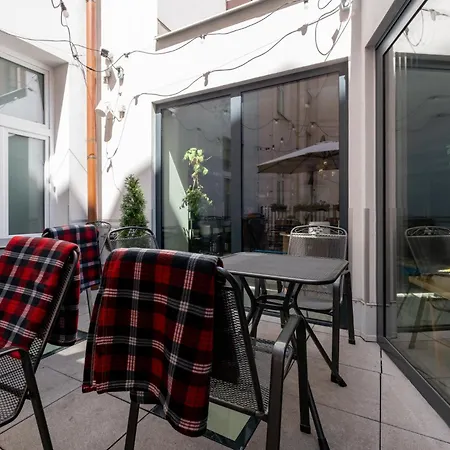 Hostel Luma Terra Prague