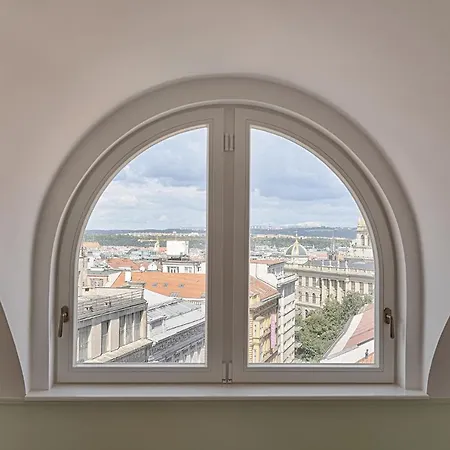 Luma Terra * Praag