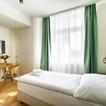 Luma Terra Hostel Prag