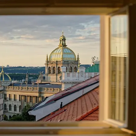 Luma Terra Hostel Praha